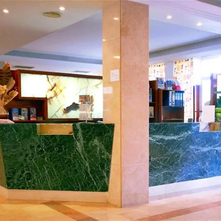 El Apartment